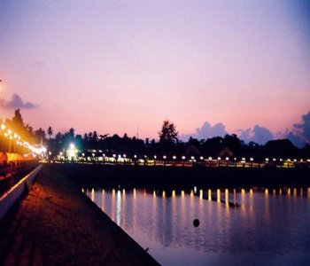 പ്രമാണം:Mananchira.jpg