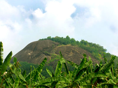 തിരിച്ചിട്ടപ്പാറ